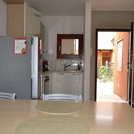 Apartman Pertini *